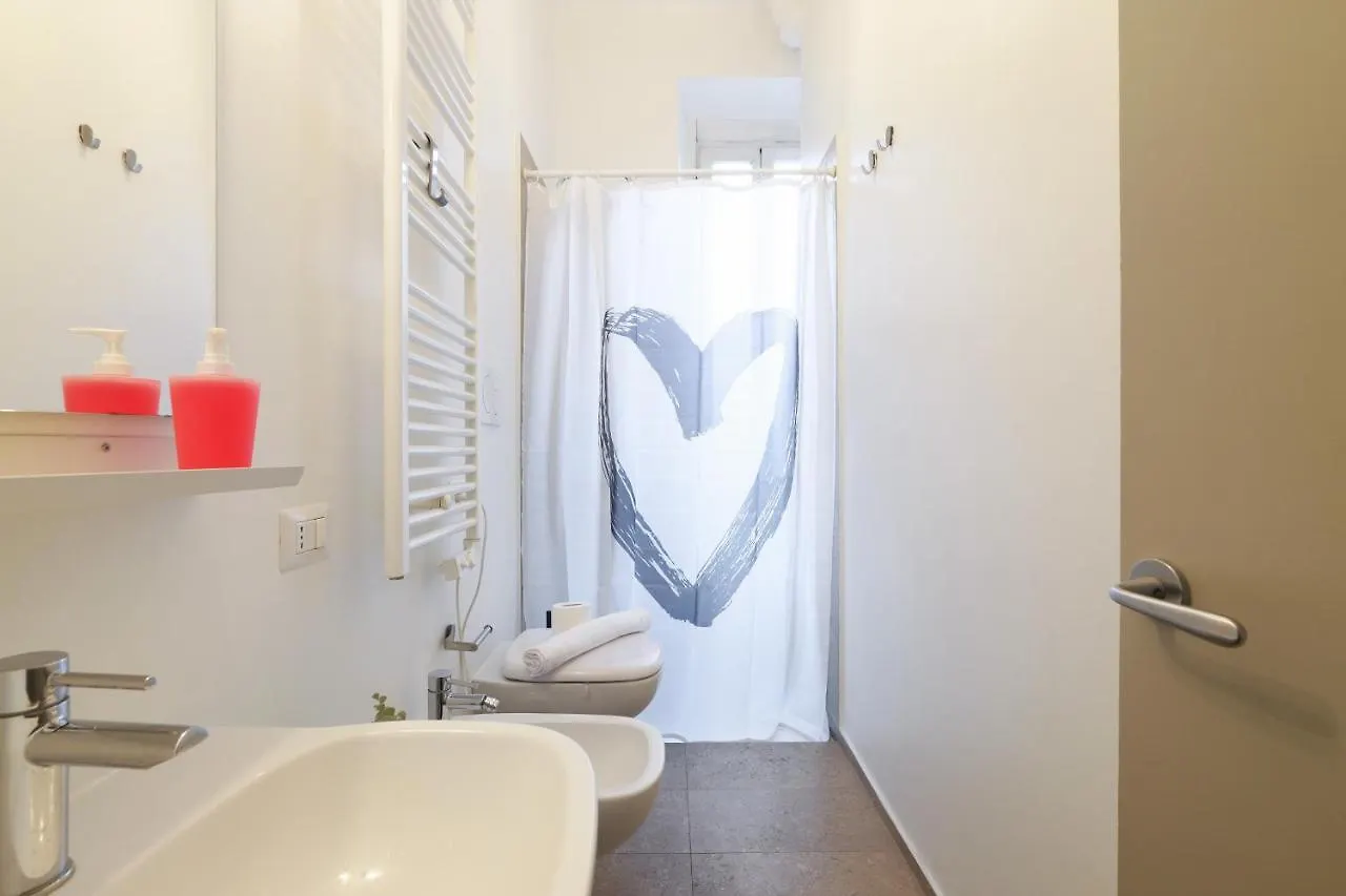 Apartament Primopiano - Giacosa Mediolan