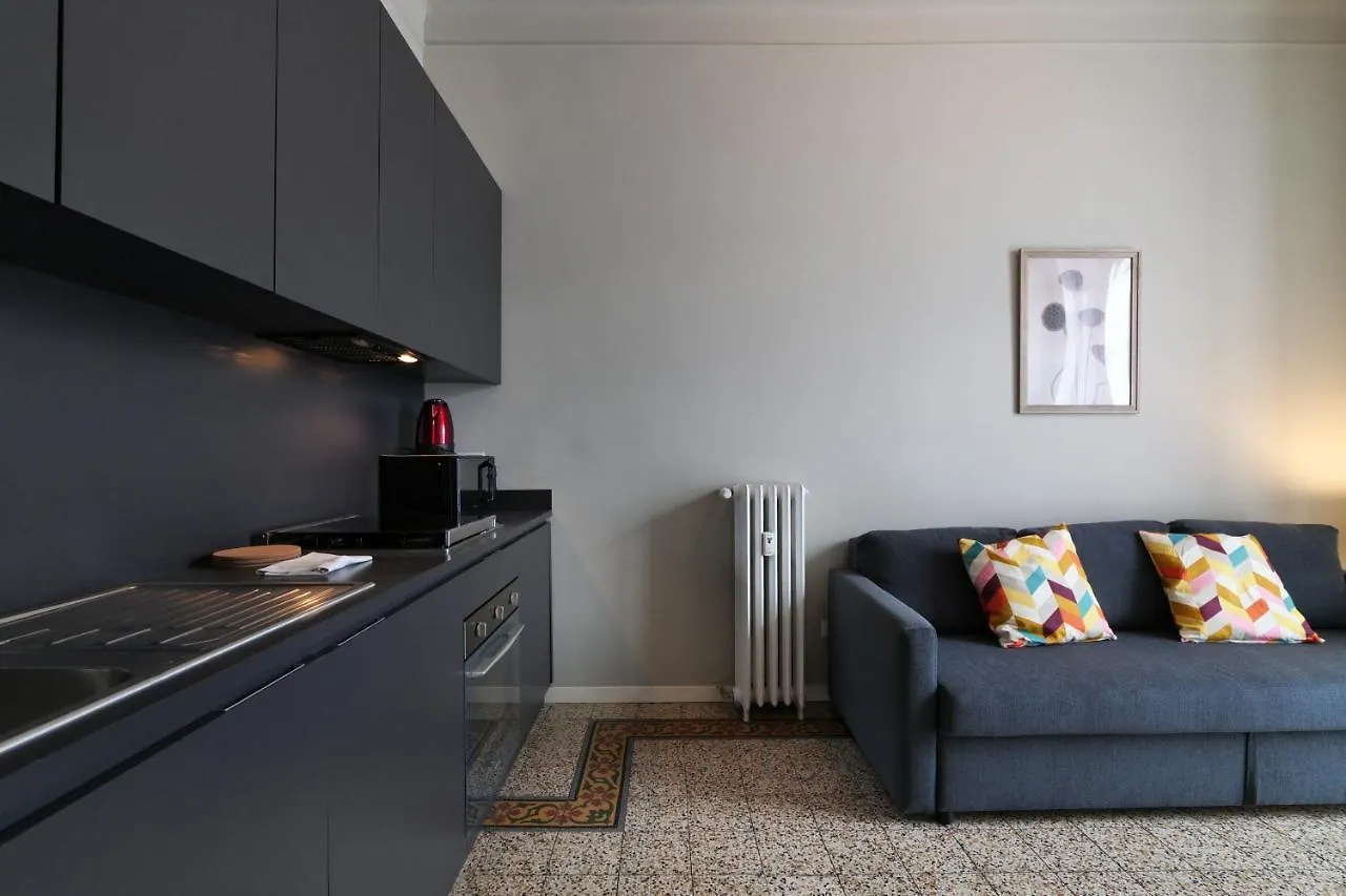 Apartament Primopiano - Giacosa Mediolan 0*,